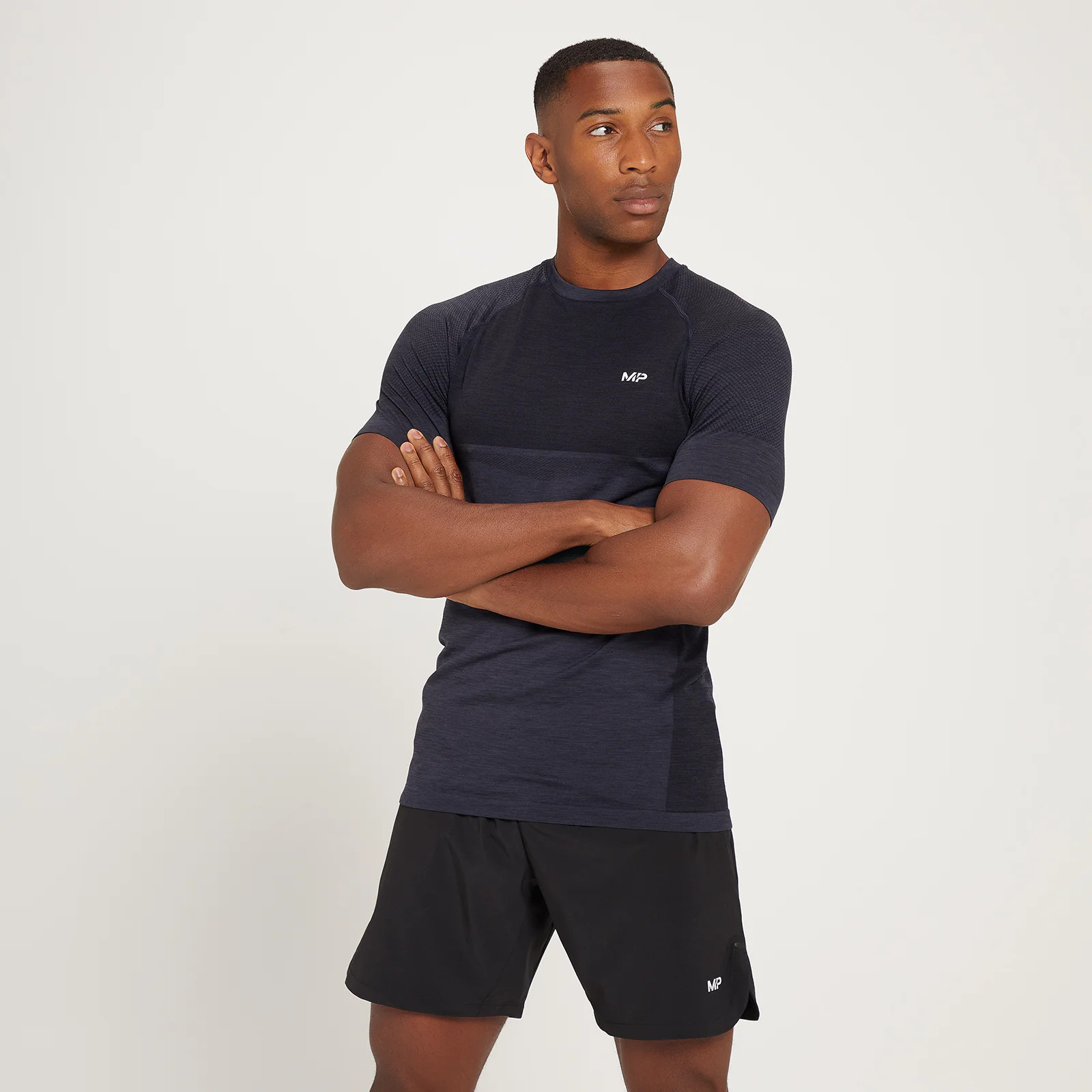 T-shirt sans coutures à manches courtes MP Essentials pour hommes – Noir chiné - XS Image 1