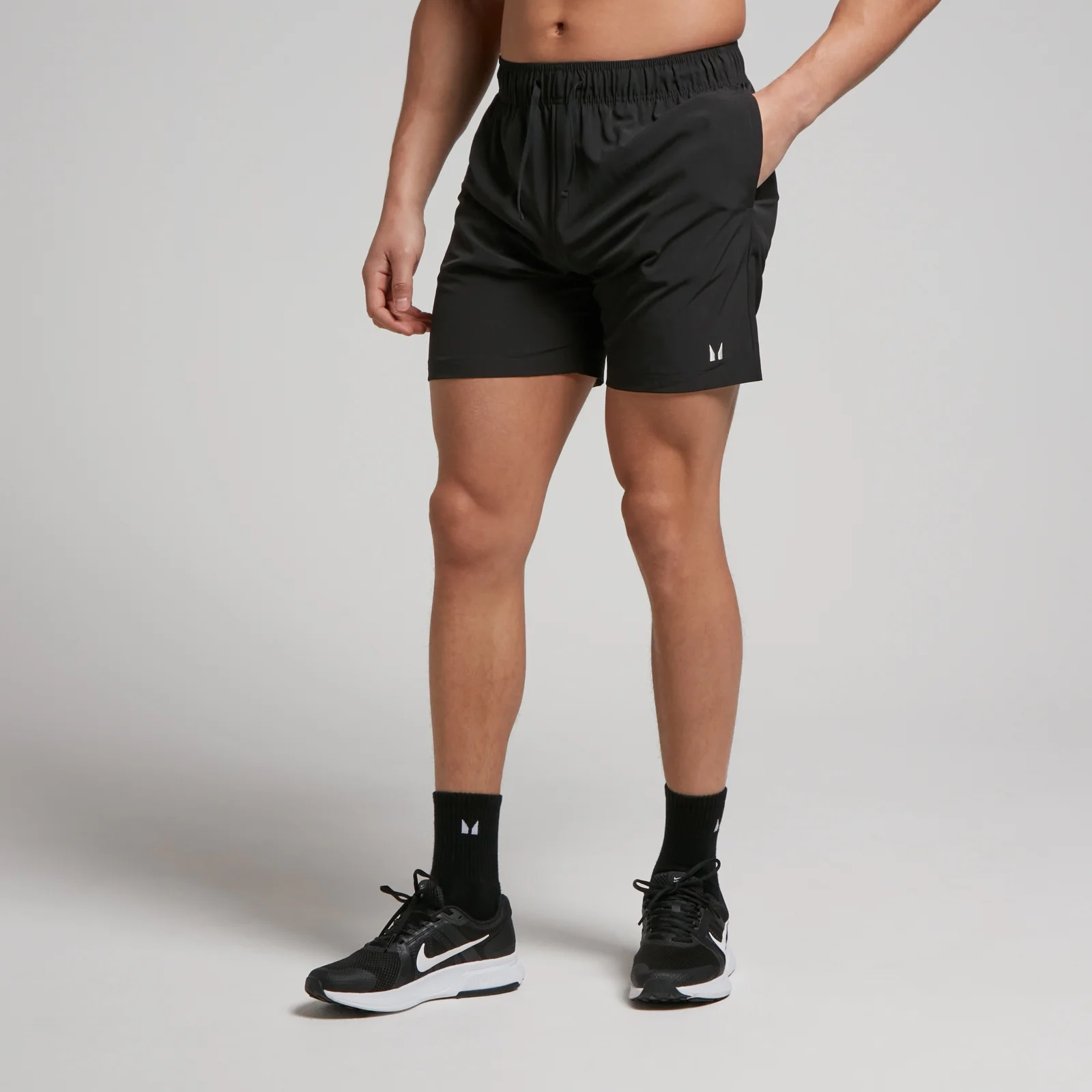 Short d’entraînement en matière tissée MP pour hommes – Noir - XXS Image 1