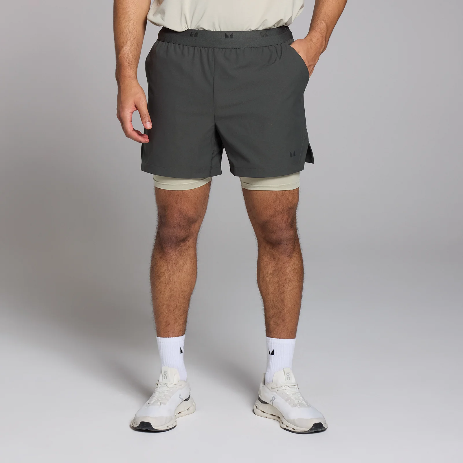 Short 2-en-1 MP Tempo Graphic pour hommes – Noir délavé - XS Image 1