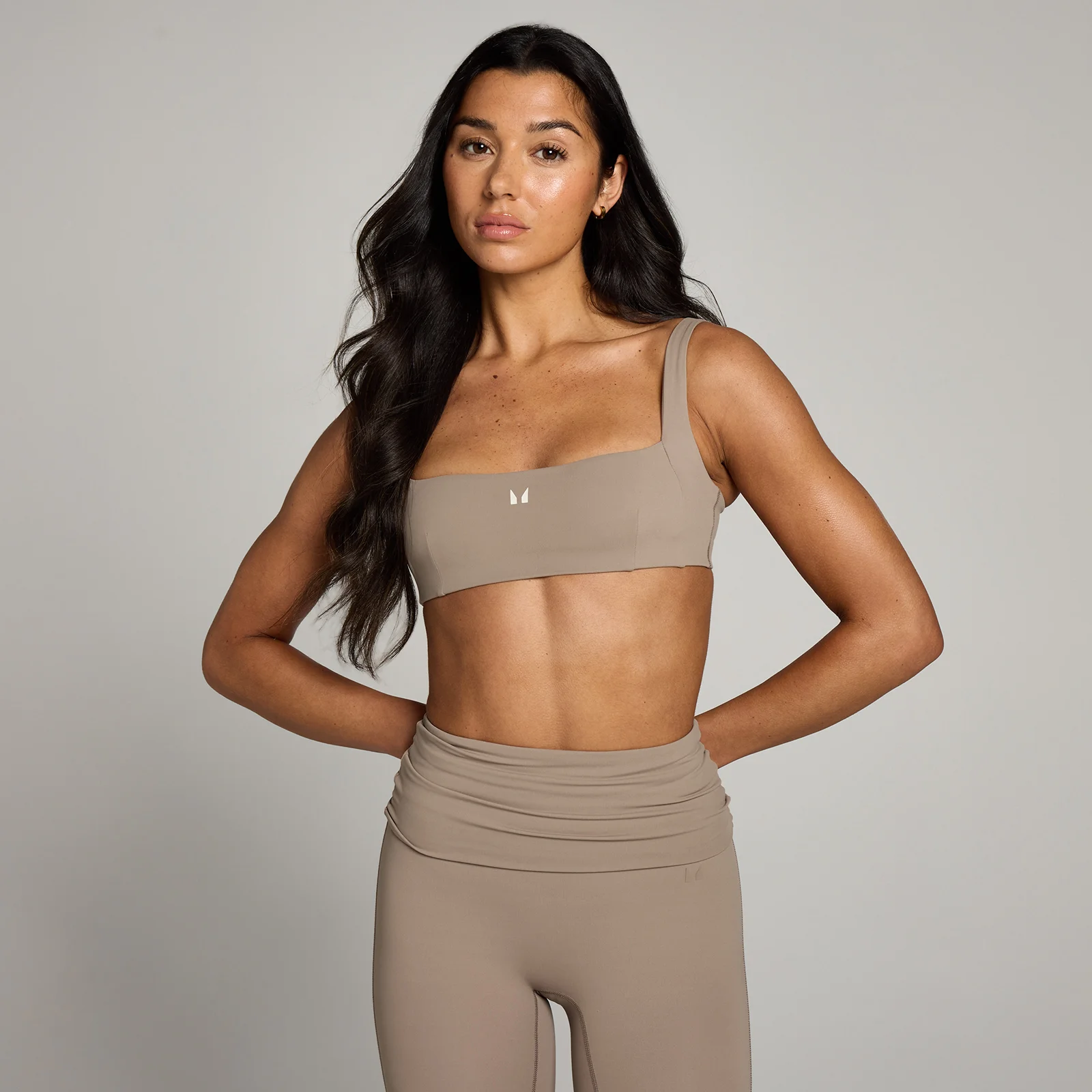 Brassière de sport à dos nu MP Studio pour femmes – Taupe clair - XL Image 1