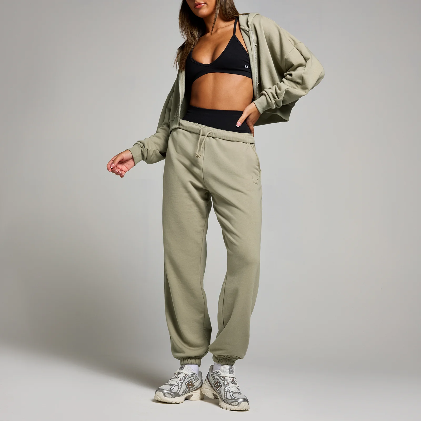 Pantalon de jogging oversize avec revers MP pour femmes - Sauge foncée - XS Image 1