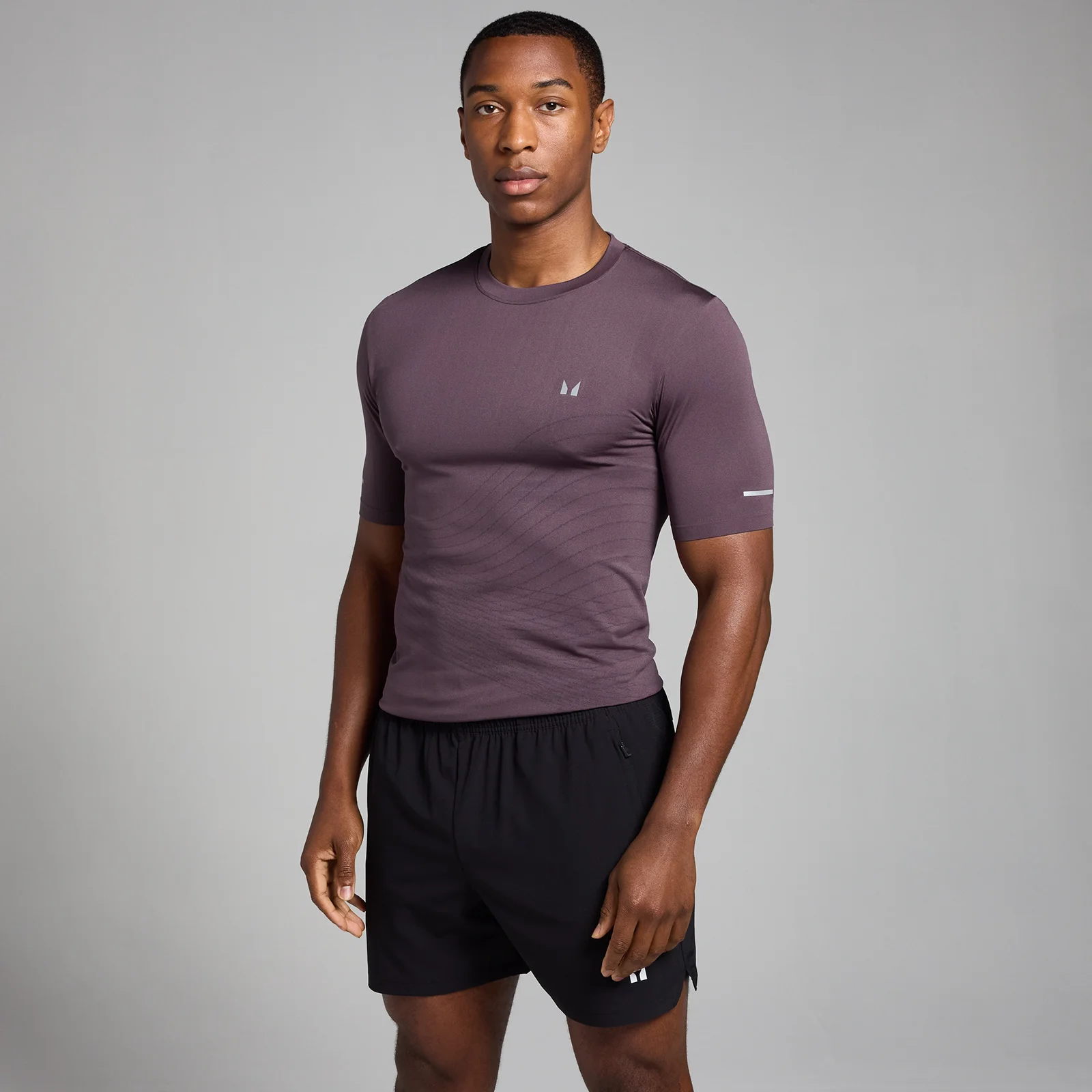 T-shirt imprimé sans coutures MP Active pour hommes – Violet foncé - XS Image 1