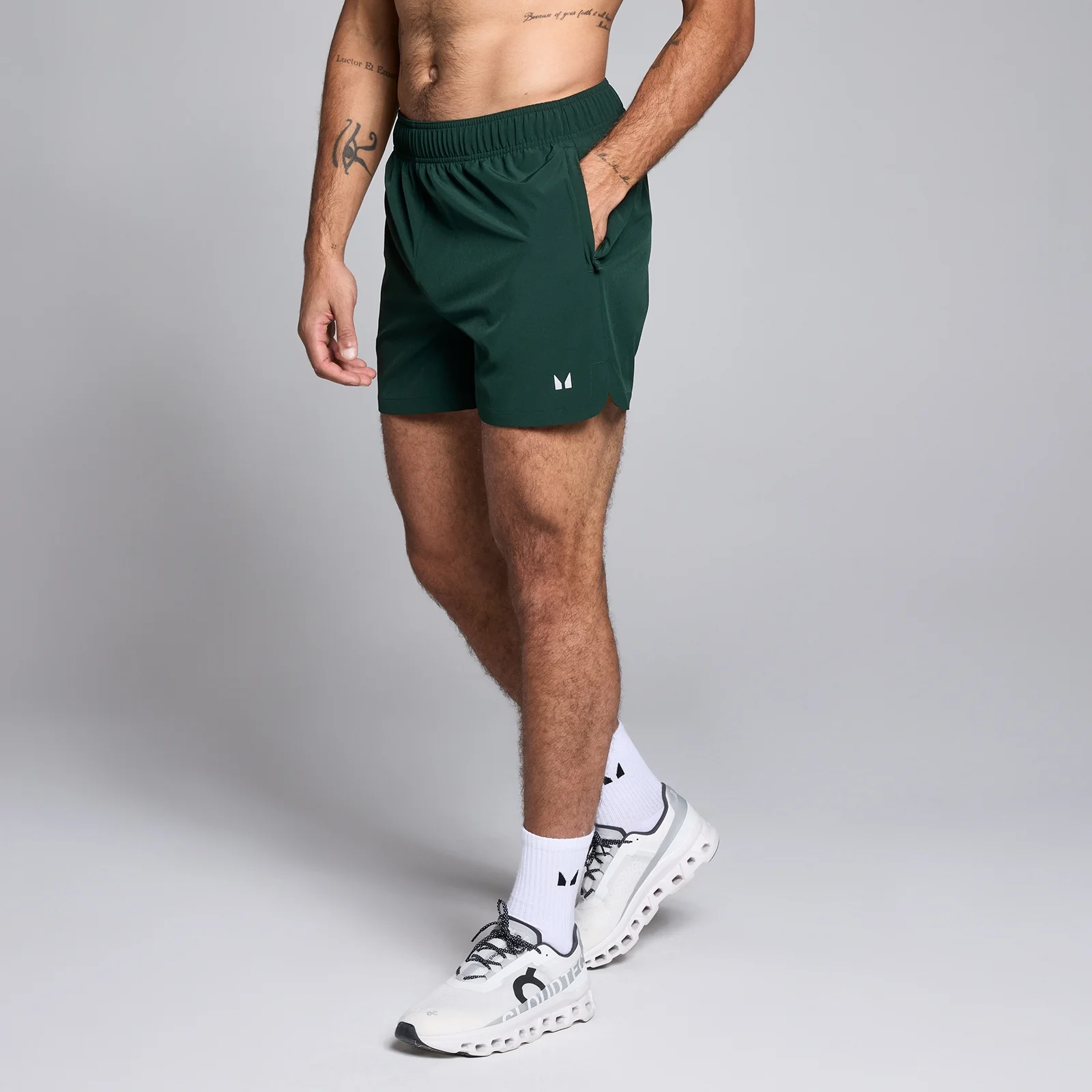 Short d’entraînement tissé avec entrejambe de 13 cm MP pour homme – Émeraude foncé - XS Image 1