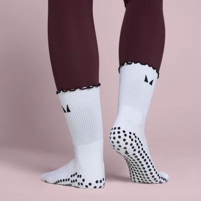 Chaussettes Pilates à volants MP (lot de 2 paires) - Noir/Blanc - UK 6-8 Image 7