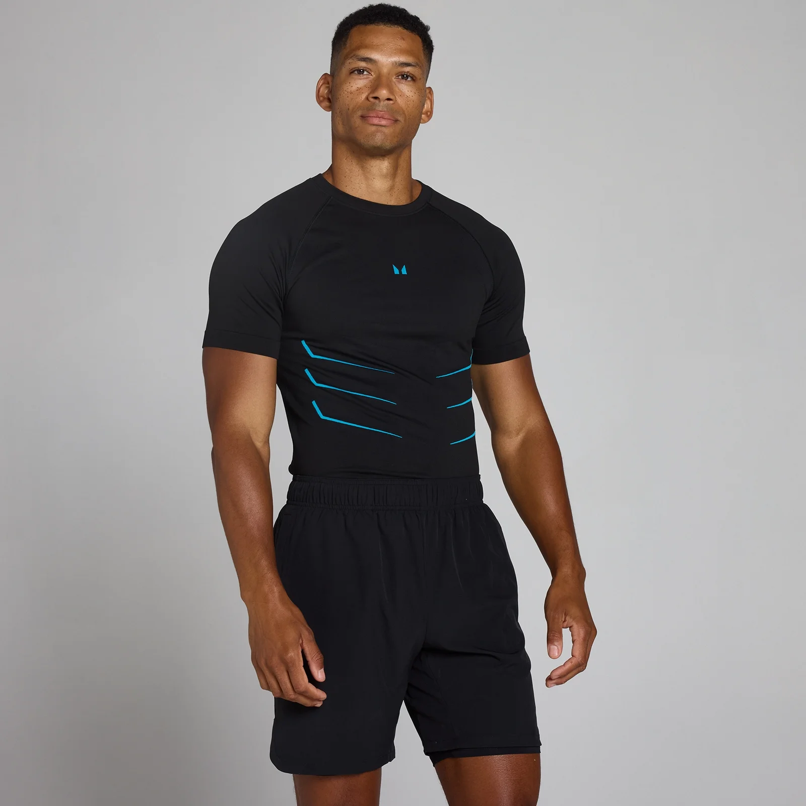 T-shirt sans couture Lift MP coupe muscle - Noir délavé/Bleu puissant - XS Image 1